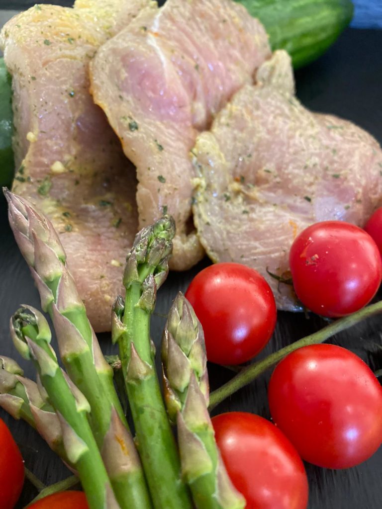 Putenbruststeak mariniert mit Kräuterbutter | Stück | 120g | E.F ...